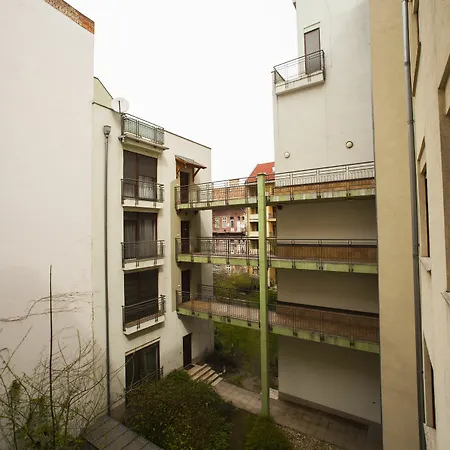 Apartment Central Ernesto *